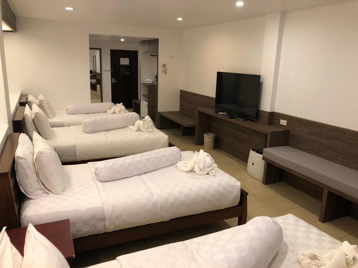 Baantalay Thungwualaen Hotel Pathiu Ngoại thất bức ảnh