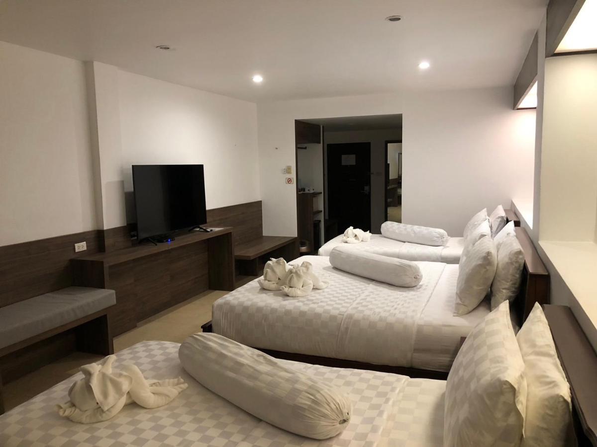 Baantalay Thungwualaen Hotel Pathiu Ngoại thất bức ảnh