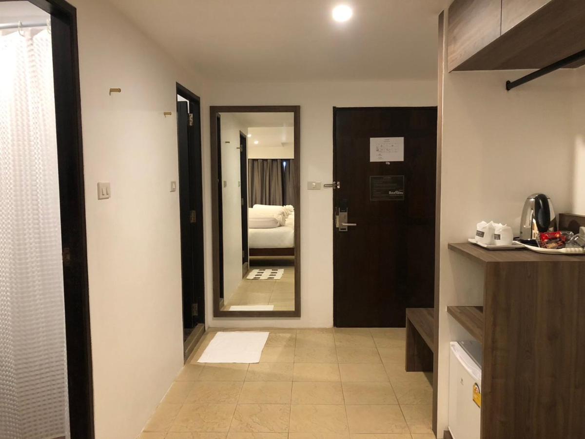 Baantalay Thungwualaen Hotel Pathiu Ngoại thất bức ảnh
