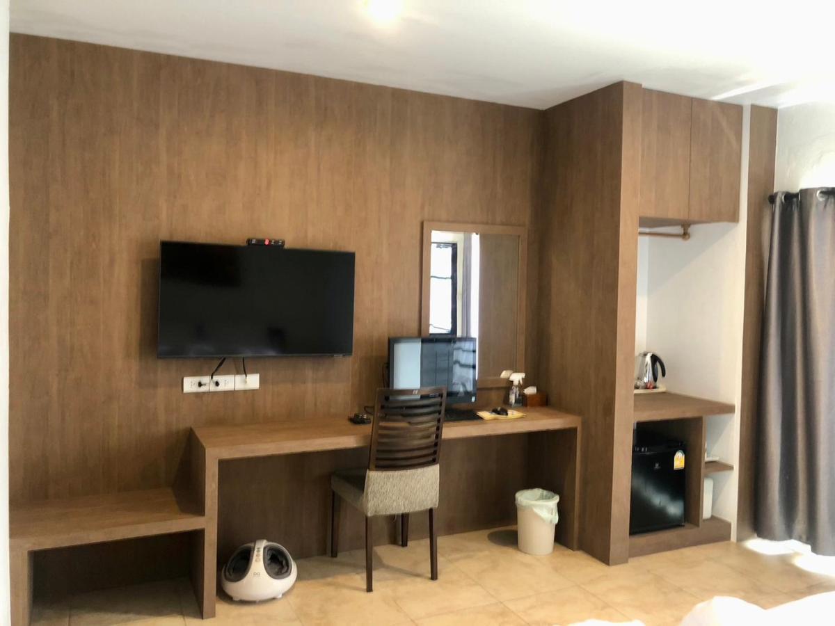 Baantalay Thungwualaen Hotel Pathiu Ngoại thất bức ảnh