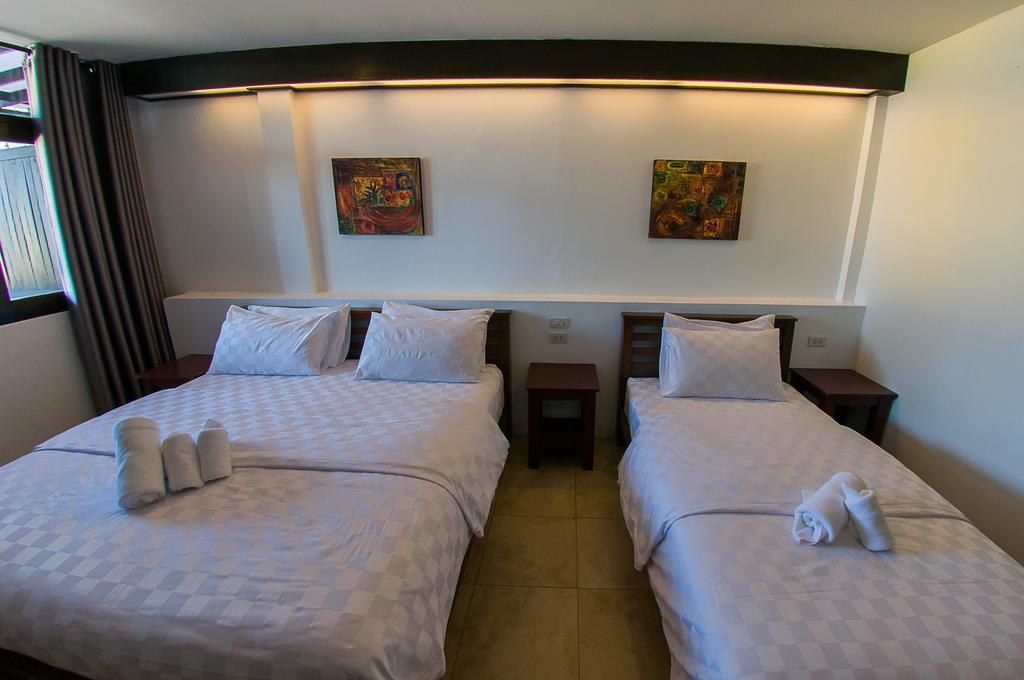 Baantalay Thungwualaen Hotel Pathiu Ngoại thất bức ảnh