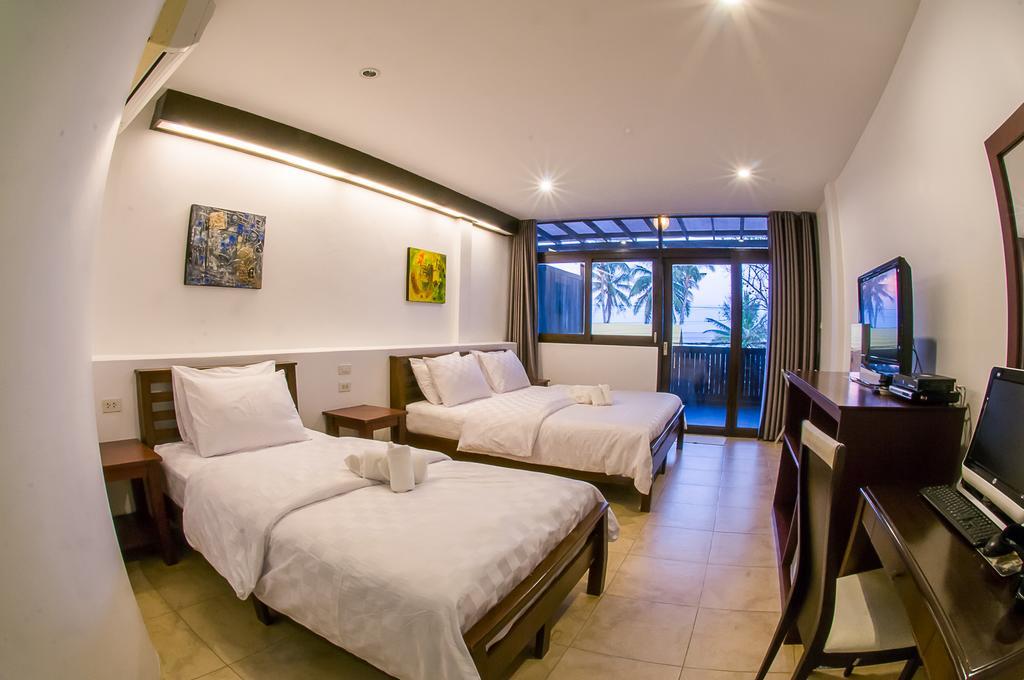 Baantalay Thungwualaen Hotel Pathiu Ngoại thất bức ảnh