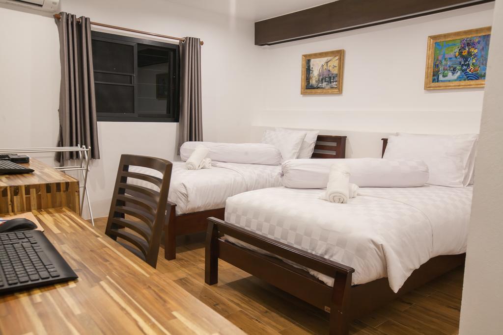 Baantalay Thungwualaen Hotel Pathiu Ngoại thất bức ảnh